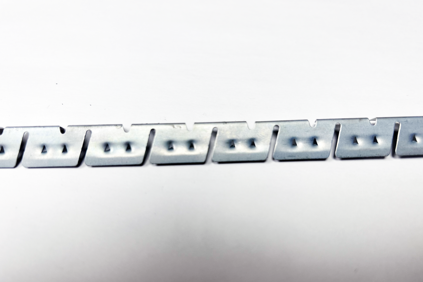 Flexible Metal Tack Strip | Flex Trim | Pli Grip | Fabri Fast for Upholstery (Slanted Tabs for Sharp Curves)